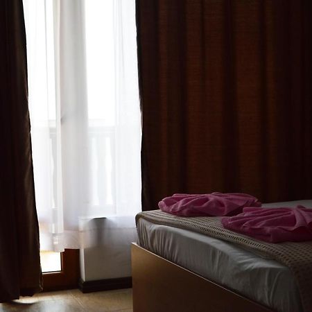 Aquamarine Apartments Sveti Vlas Ngoại thất bức ảnh