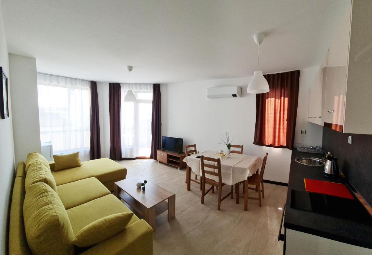 Aquamarine Apartments Sveti Vlas Ngoại thất bức ảnh