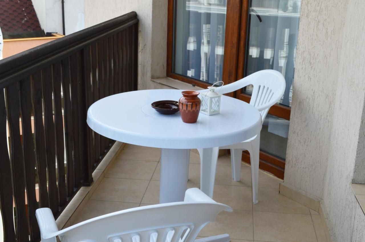 Aquamarine Apartments Sveti Vlas Ngoại thất bức ảnh